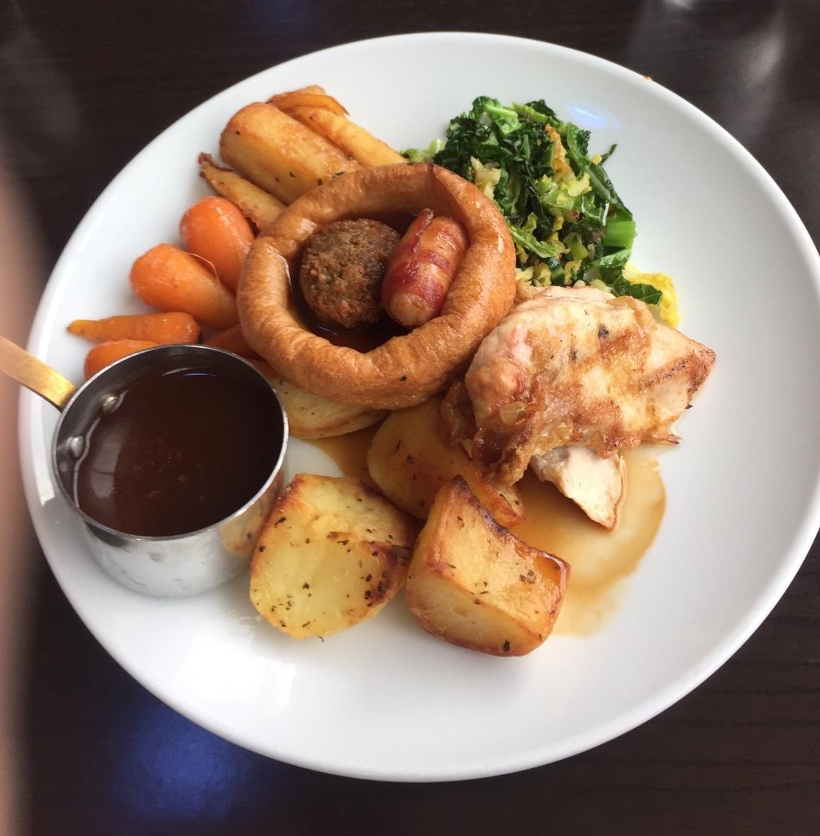 Seven Seas Sunday Lunch The Liner Hotel Liverpool