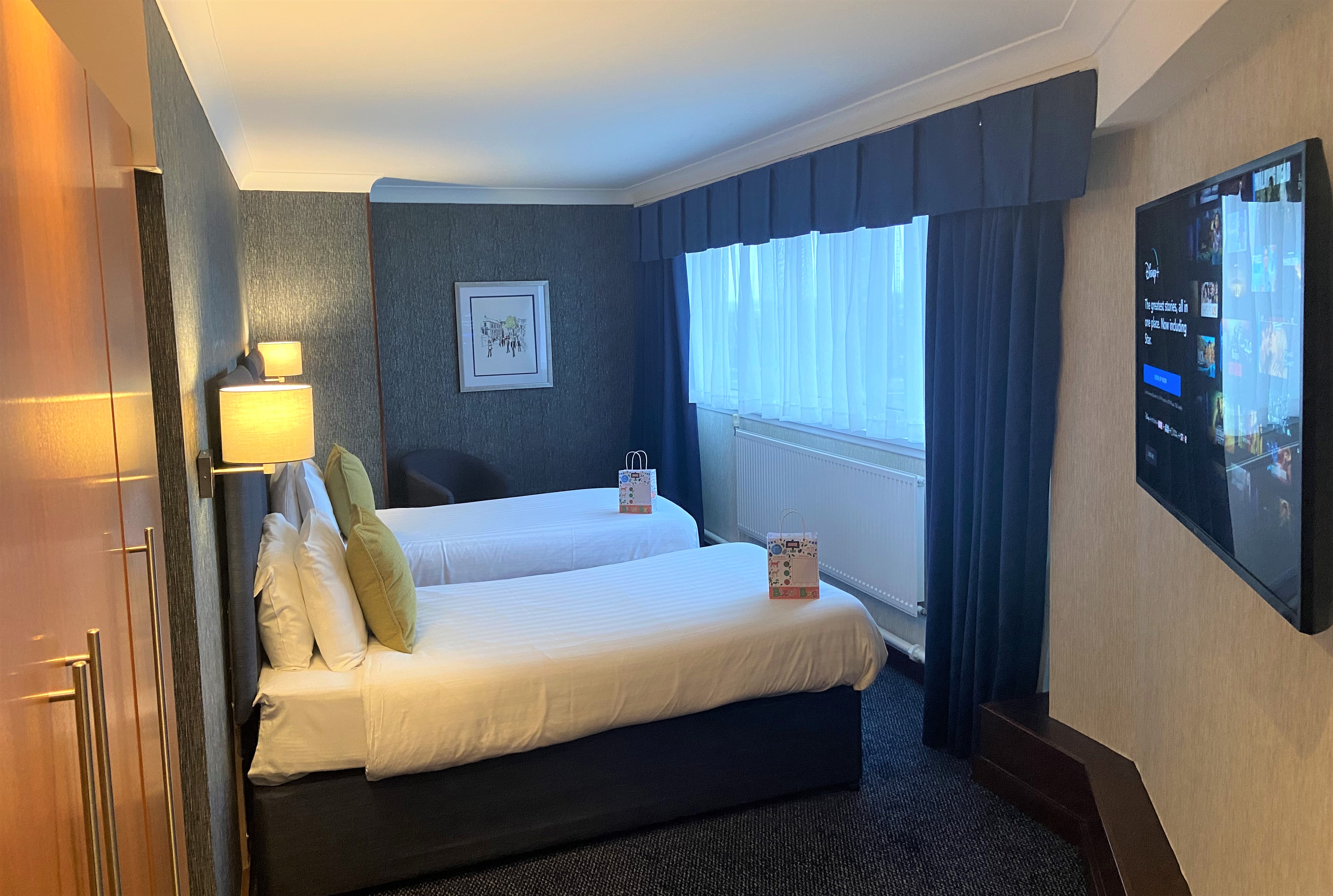 Family Deluxe The Liner Hotel Liverpool